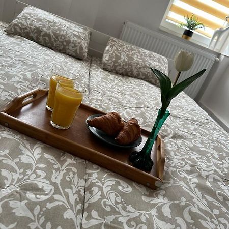 Apartament Medalionow Z Parkingiem Apartment Lublin Bagian luar foto